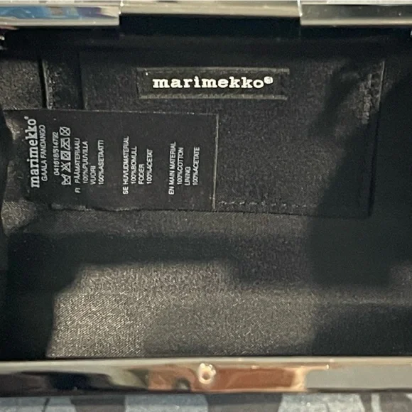 Marimekko | Gaala Fandango Printed Clutch Bag | Black/Grey - Picture 5 of 12